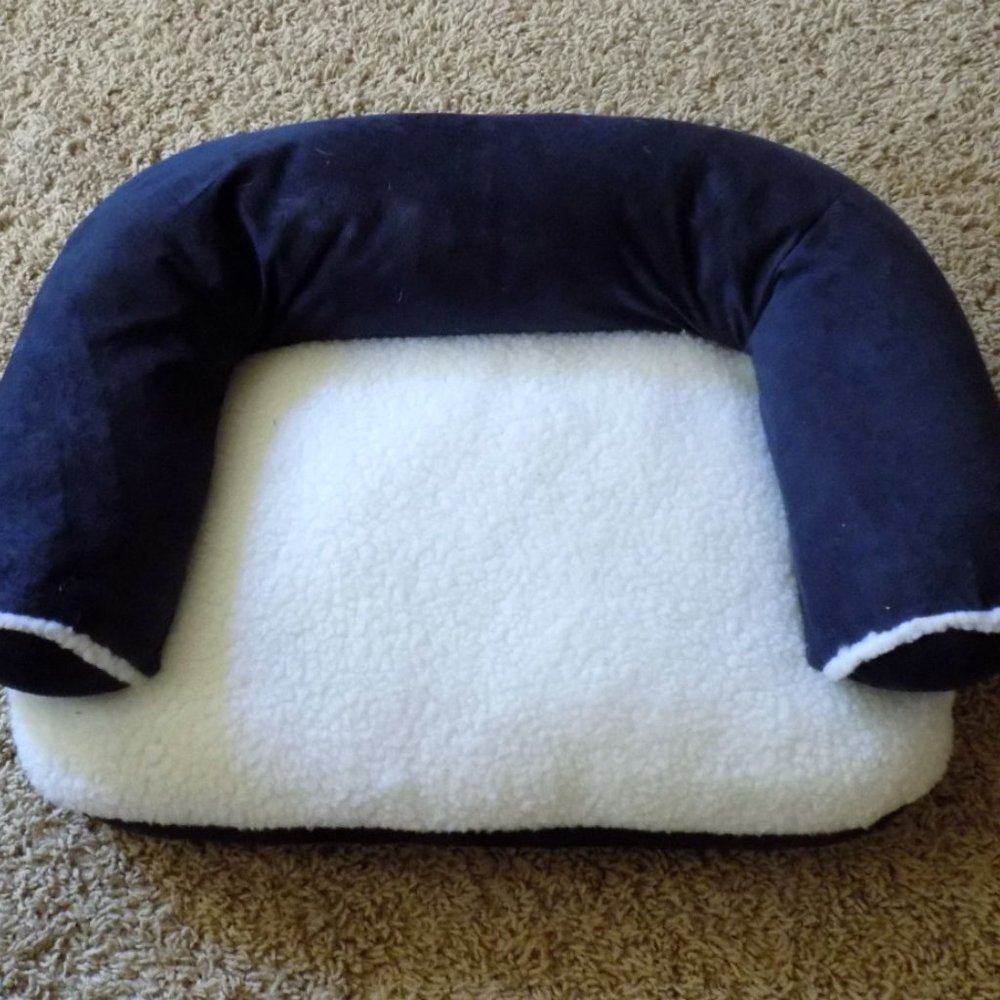 Fleece and Faux Suede Bolster Cat or Dog Bed